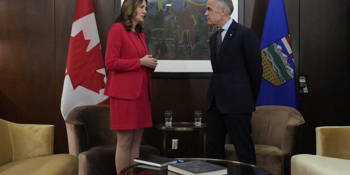 Carney, Smith set to make energy announcement; carbon price deal expected